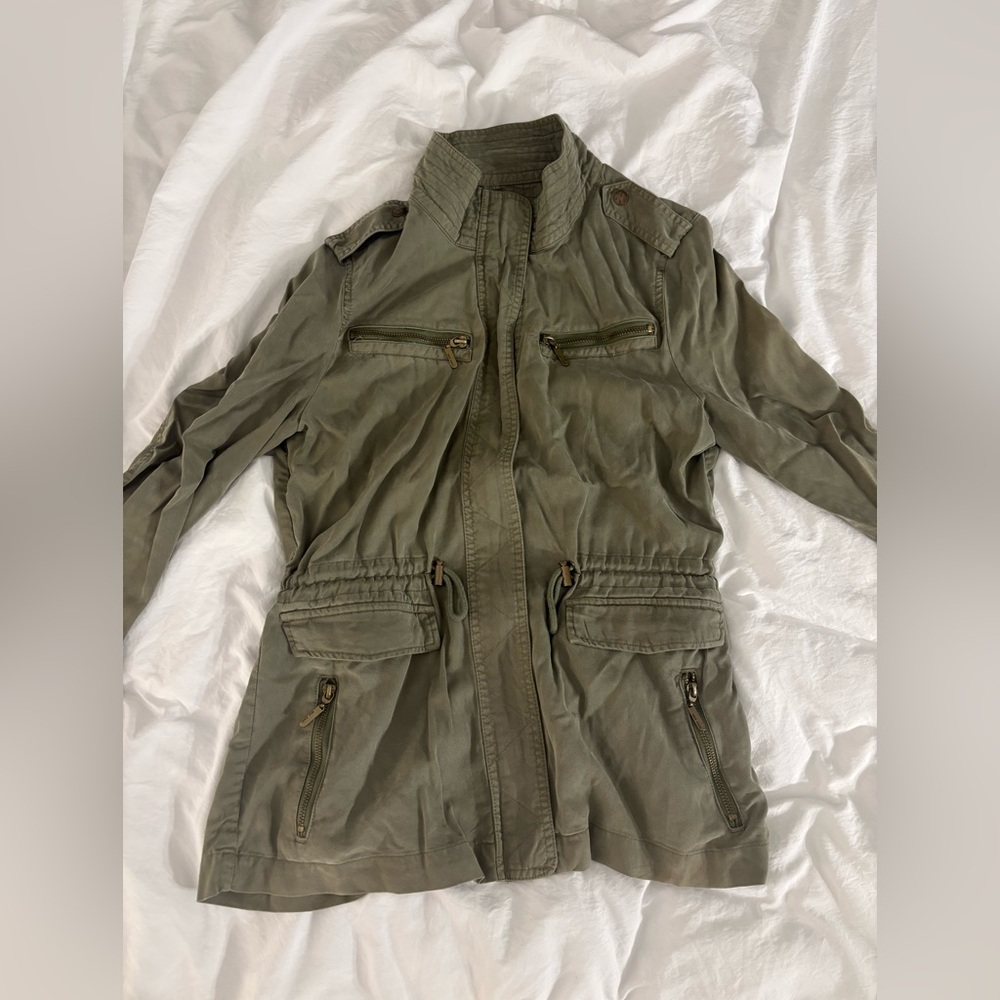 Green Jacket - Picture 4 of 4